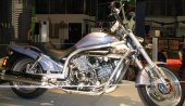 2004 Hyosung GV 650 Cruiser photo
